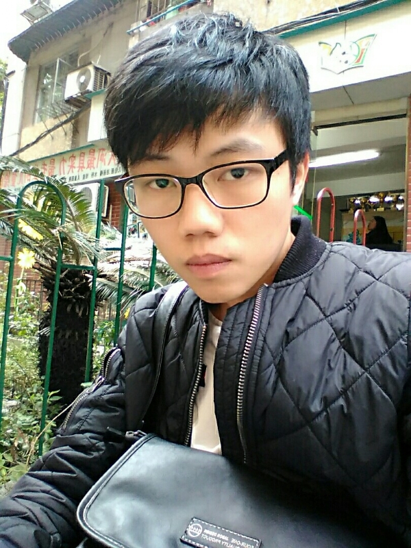 近水楼台的第二张照片--贵阳中老年相亲网